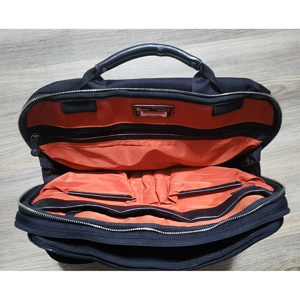Booq Cobra Brief 15